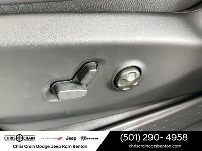 2026 Chrysler Voyager VOYAGER LX