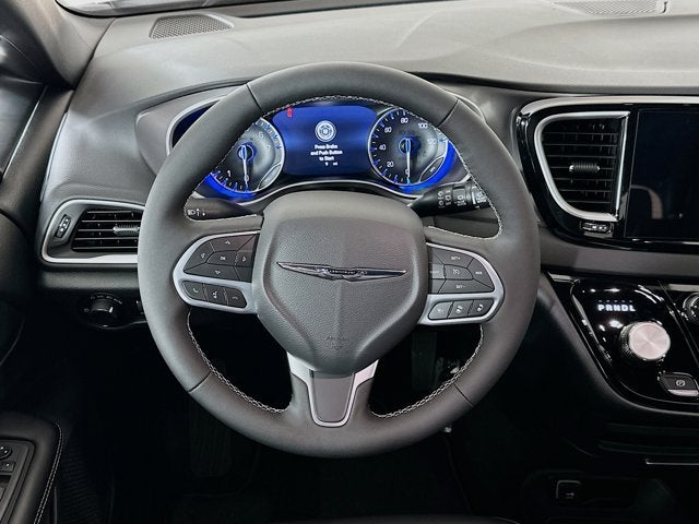 2026 Chrysler Voyager VOYAGER LX