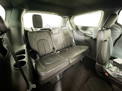 2026 Chrysler Voyager VOYAGER LX