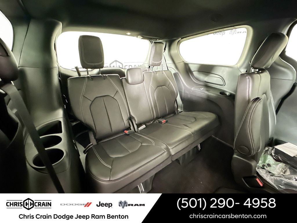 2026 Chrysler Voyager VOYAGER LX