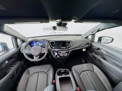 2026 Chrysler Voyager VOYAGER LX