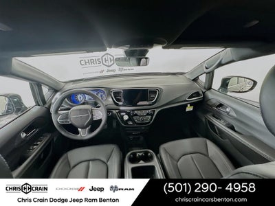 2026 Chrysler Voyager VOYAGER LX