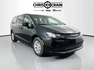 2026 Chrysler Voyager VOYAGER LX