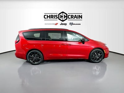 2026 Chrysler Pacifica PACIFICA LIMITED