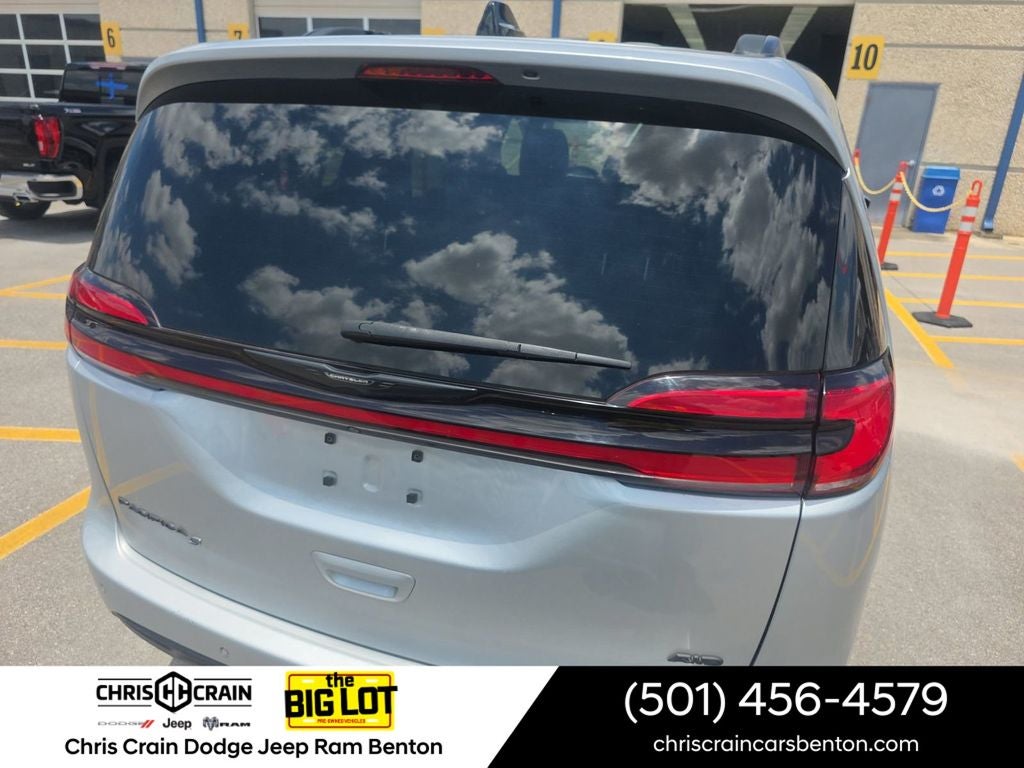 2023 Chrysler Pacifica Touring L AWD