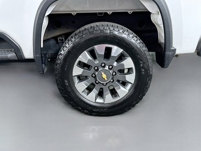 2024 Chevrolet Silverado 2500HD 4WD Crew Cab Standard Bed Custom