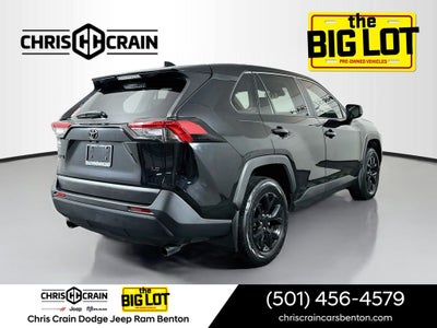 2024 Toyota RAV4 LE