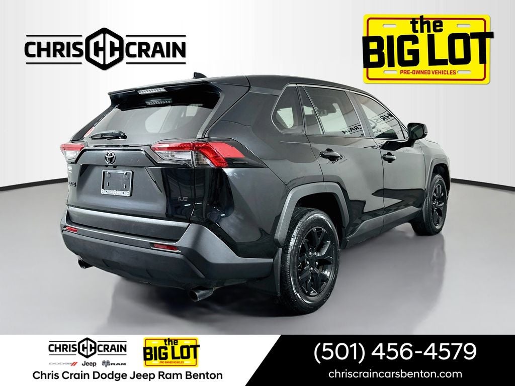 2024 Toyota RAV4 LE