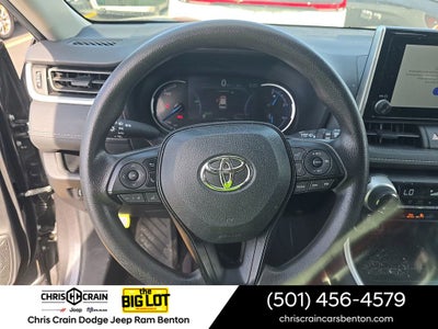 2025 Toyota RAV4 Hybrid XLE