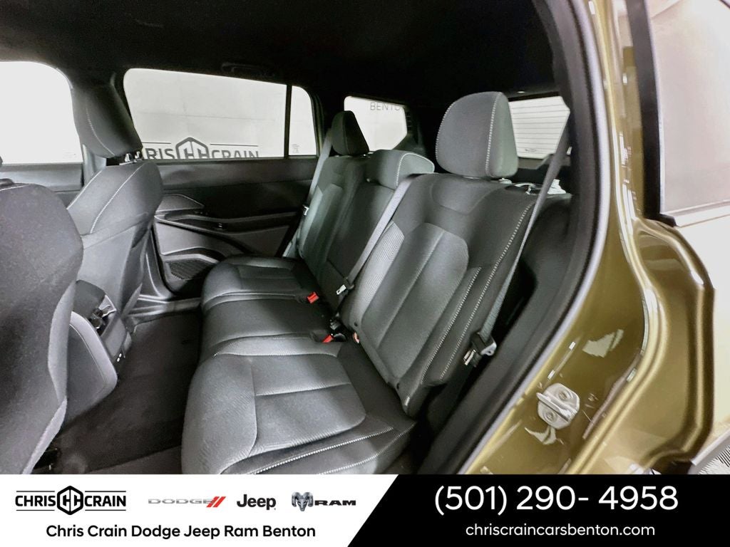 2026 Jeep Cherokee CHEROKEE LAREDO 4X4