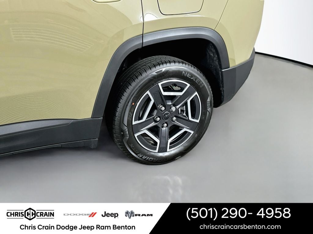 2026 Jeep Cherokee CHEROKEE LAREDO 4X4