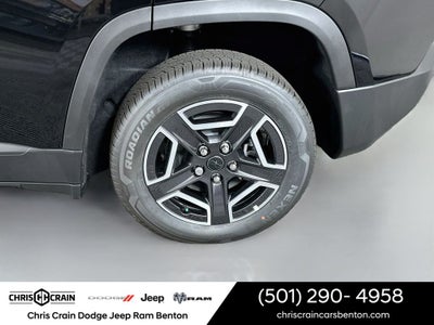2026 Jeep Cherokee CHEROKEE LAREDO 4X4