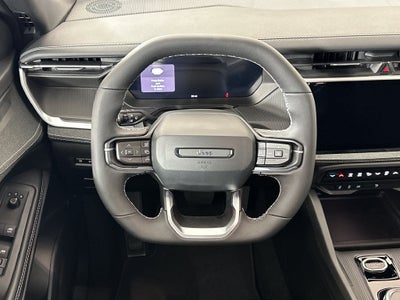 2027 Jeep Cherokee CHEROKEE LAREDO 4X4