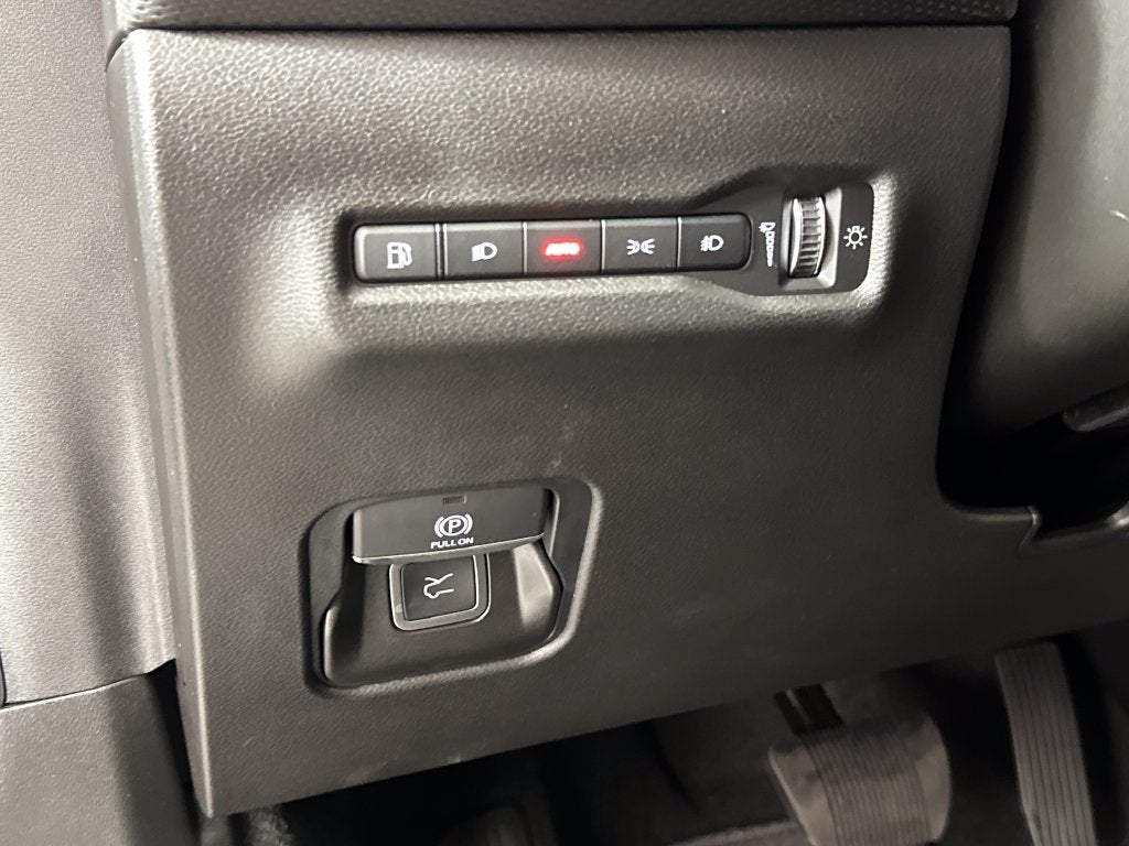 2027 Jeep Cherokee CHEROKEE LIMITED ALTITUDE 4X4