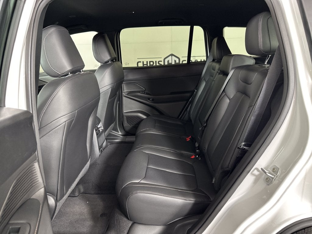 2027 Jeep Cherokee CHEROKEE LIMITED ALTITUDE 4X4