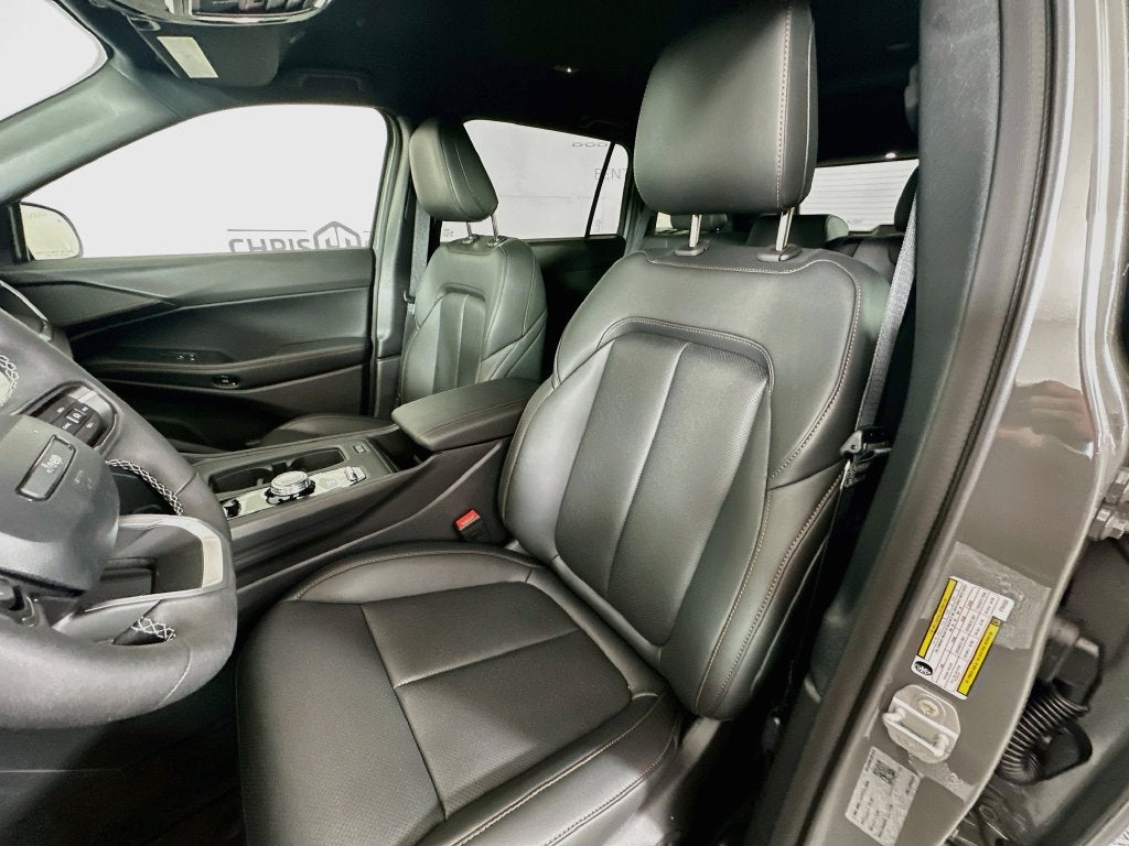 2027 Jeep Cherokee CHEROKEE LIMITED ALTITUDE 4X4