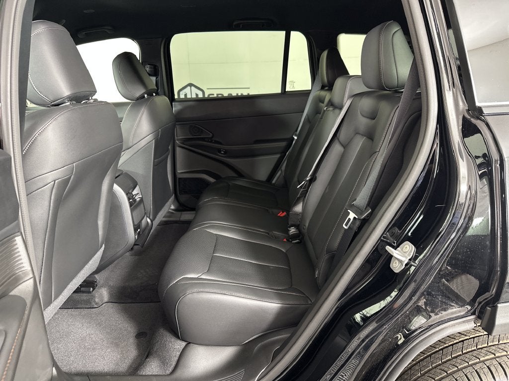 2027 Jeep Cherokee Limited