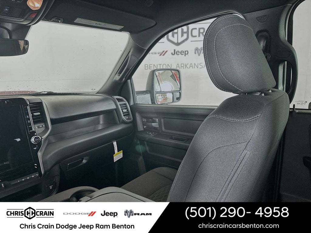 2026 RAM Ram 2500 RAM 2500 BLACK EXPRESS CREW CAB 4X4 6'4' BOX