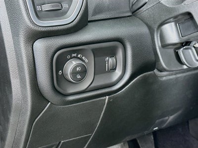 2027 RAM Ram 3500 RAM 3500 BIG HORN CREW CAB 4X4 8' BOX
