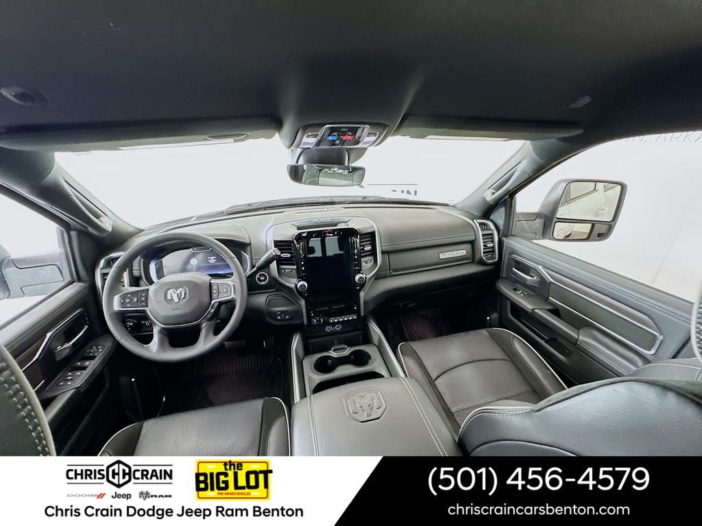 2025 RAM 3500 Laramie Crew Cab 4x4 8' Box