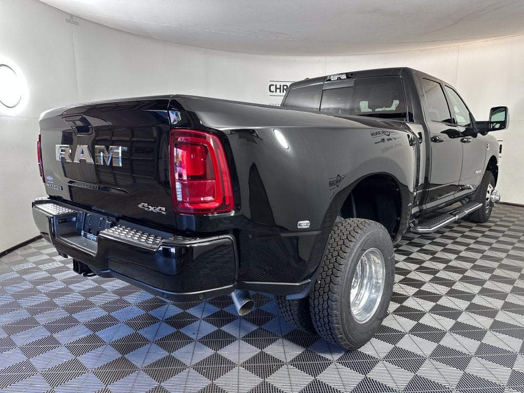 2027 RAM Ram 3500 RAM 3500 LARAMIE CREW CAB 4X4 8' BOX