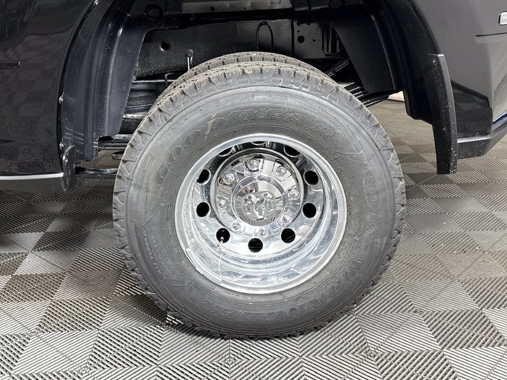 2027 RAM Ram 3500 RAM 3500 LARAMIE CREW CAB 4X4 8' BOX