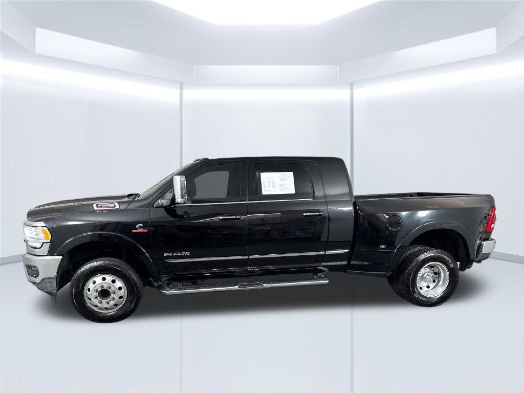 2022 RAM 3500 Limited Mega Cab 4x4 6'4' Box