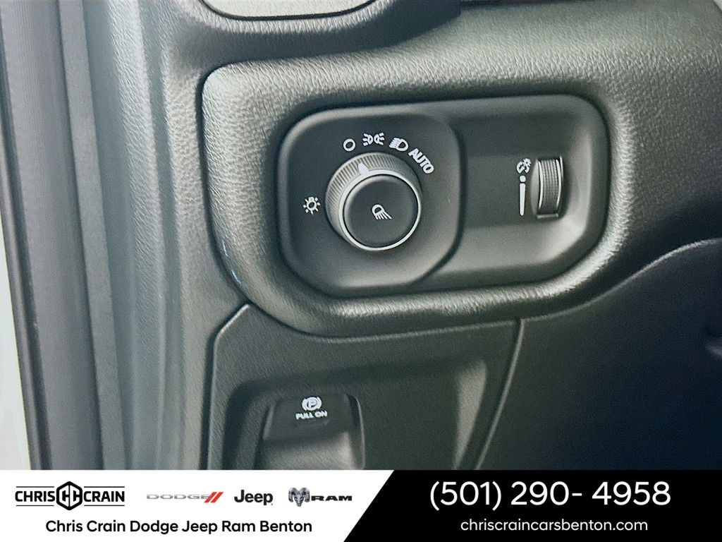 2026 RAM Ram 1500 RAM 1500 TRADESMAN CREW CAB 4X2 5'7' BOX