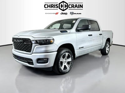 2027 RAM Ram 1500 RAM 1500 EXPRESS CREW CAB 4X4 5'7' BOX