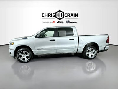 2027 RAM Ram 1500 RAM 1500 EXPRESS CREW CAB 4X4 5'7' BOX