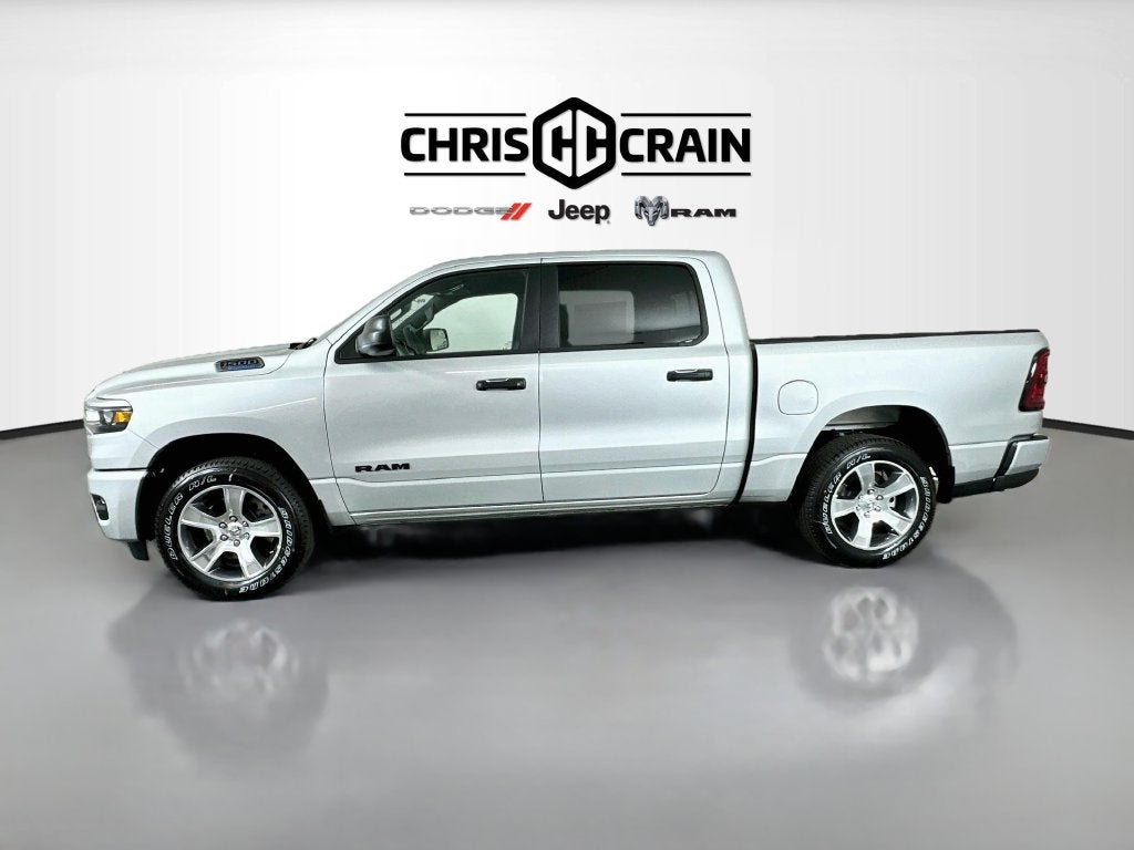 2027 RAM Ram 1500 RAM 1500 EXPRESS CREW CAB 4X4 5'7' BOX
