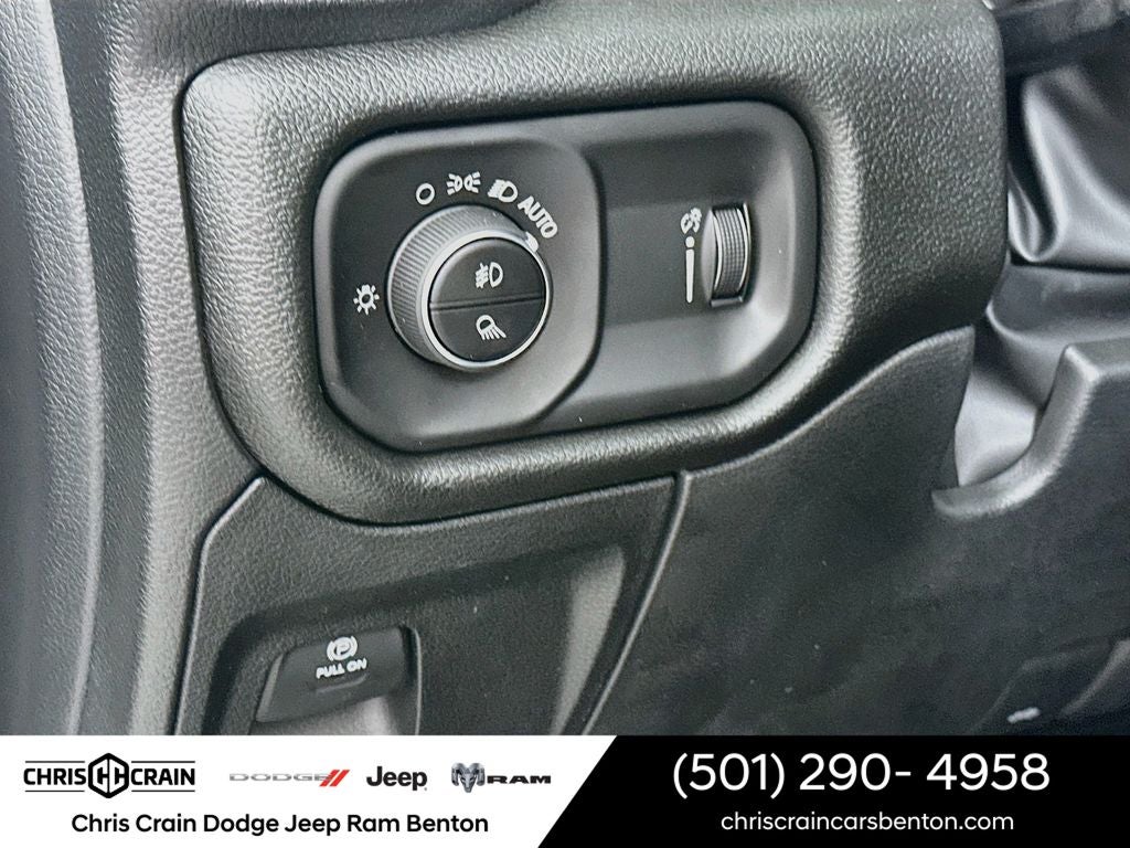 2026 RAM 1500 RAM 1500 EXPRESS CREW CAB 4X4 5'7' BOX