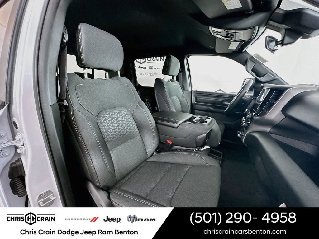 2026 RAM Ram 1500 RAM 1500 EXPRESS CREW CAB 4X4 5'7' BOX