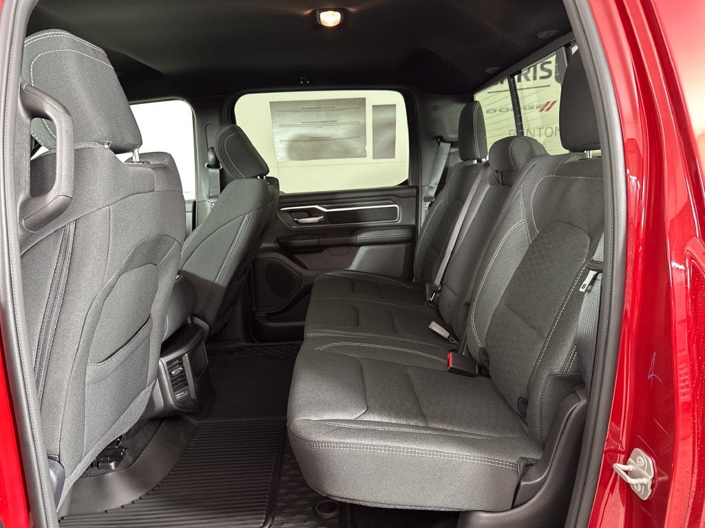 2027 RAM Ram 1500 RAM 1500 BIG HORN CREW CAB 4X4 5'7' BOX