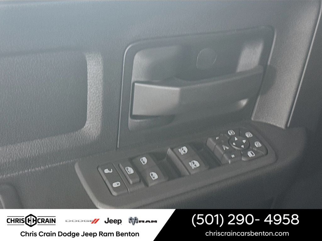 2026 RAM Ram 2500 RAM 2500 BLACK EXPRESS CREW CAB 4X4 6'4' BOX