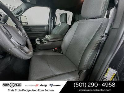 2026 RAM Ram 2500 RAM 2500 BLACK EXPRESS CREW CAB 4X4 6'4' BOX