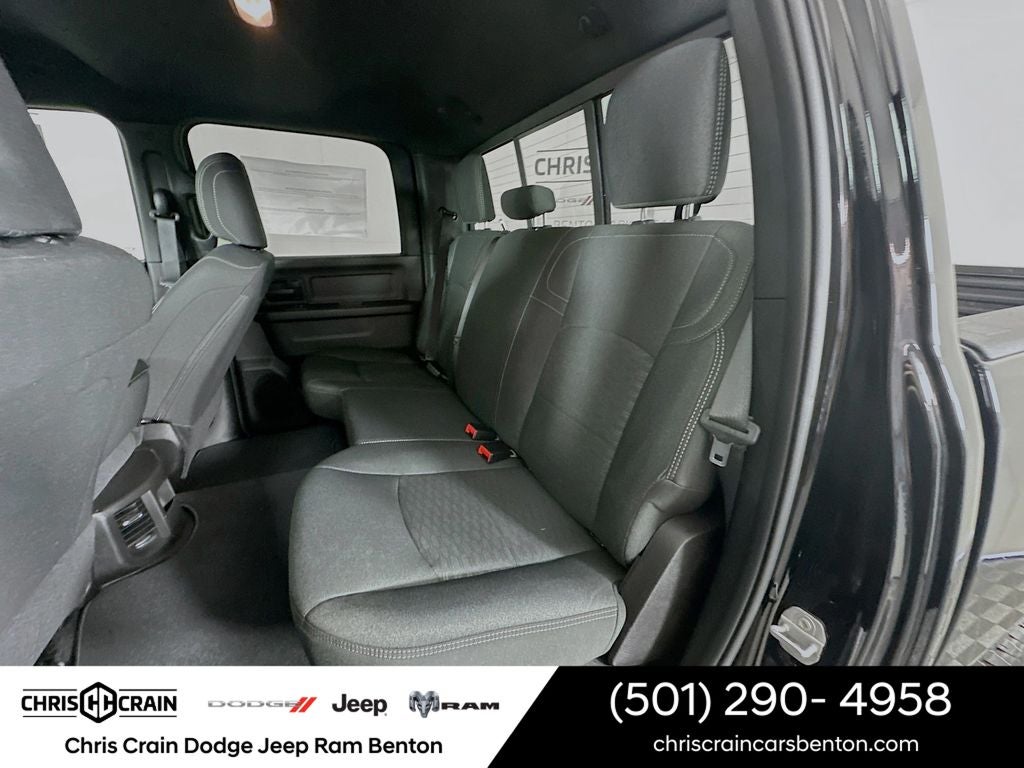 2026 RAM Ram 2500 RAM 2500 BLACK EXPRESS CREW CAB 4X4 6'4' BOX