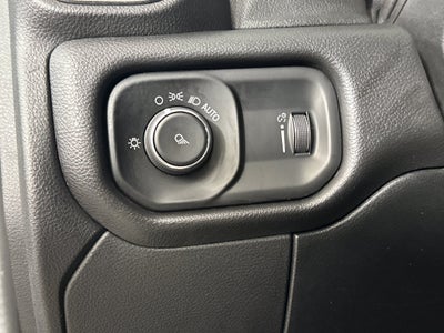 2022 RAM 2500 Tradesman Crew Cab 4x4 6'4' Box