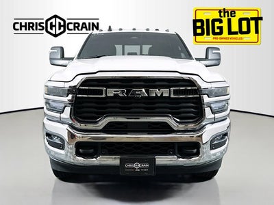 2025 RAM 2500 Tradesman Crew Cab 4x4 6'4' Box