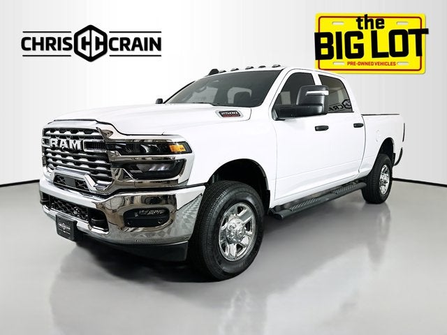 2025 RAM 2500 Tradesman Crew Cab 4x4 6'4' Box