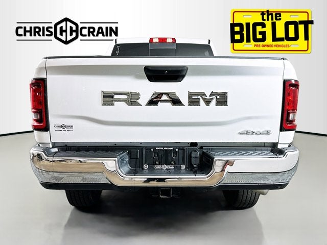 2025 RAM 2500 Tradesman Crew Cab 4x4 6'4' Box