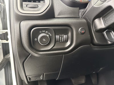 2020 RAM 2500 Tradesman Crew Cab 4x4 6'4' Box