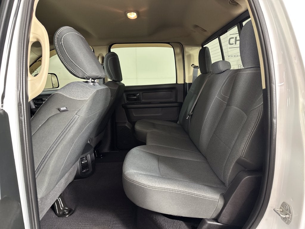 2020 RAM 2500 Tradesman Crew Cab 4x4 6'4' Box