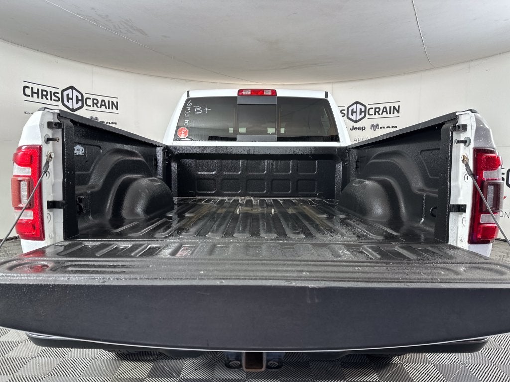 2020 RAM 2500 Tradesman Crew Cab 4x4 6'4' Box