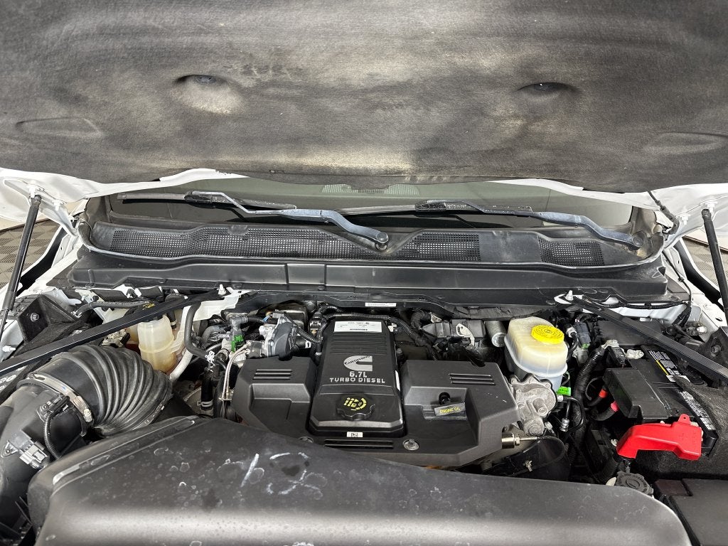 2020 RAM 2500 Tradesman Crew Cab 4x4 6'4' Box