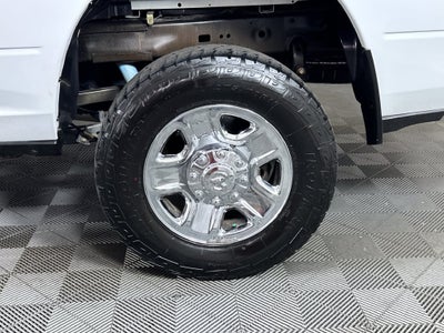2020 RAM 2500 Tradesman Crew Cab 4x4 6'4' Box