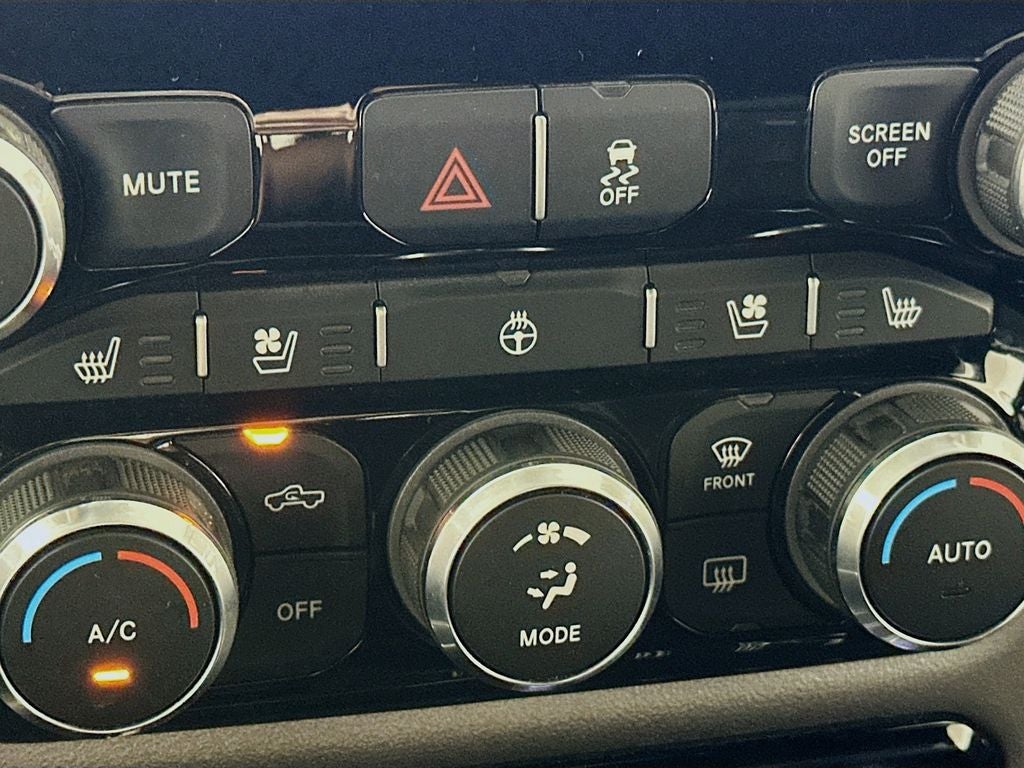 2022 RAM 2500 Laramie Crew Cab 4x4 6'4' Box