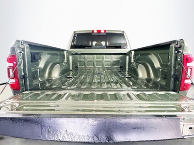 2022 RAM 2500 Laramie Crew Cab 4x4 6'4' Box