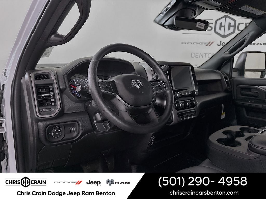2026 RAM Ram 5500 Chassis Cab RAM 5500 TRADESMAN CHASSIS REGULAR CAB 4X2 84' CA