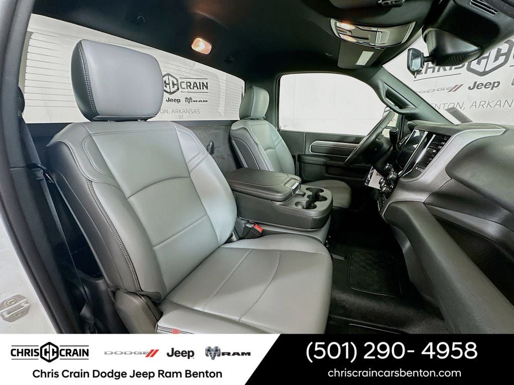 2026 RAM Ram 5500 Chassis Cab RAM 5500 TRADESMAN CHASSIS REGULAR CAB 4X4 84' CA